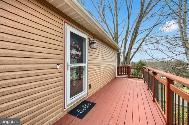 15 SCHOFIELD DR, East Berlin, PA 17316