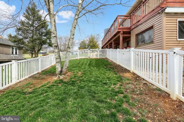 15 SCHOFIELD DR, East Berlin, PA 17316