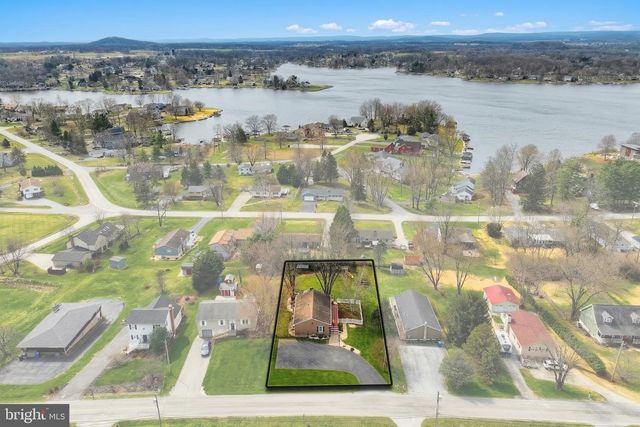 15 SCHOFIELD DR, East Berlin, PA 17316