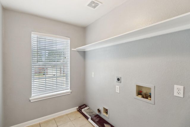 10038 Yolandita, Houston, TX 77075