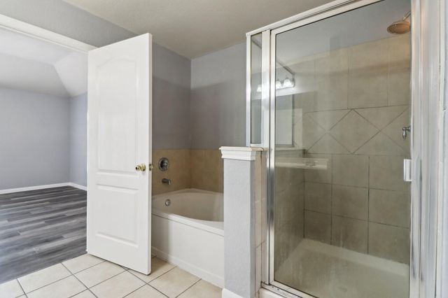 10038 Yolandita, Houston, TX 77075