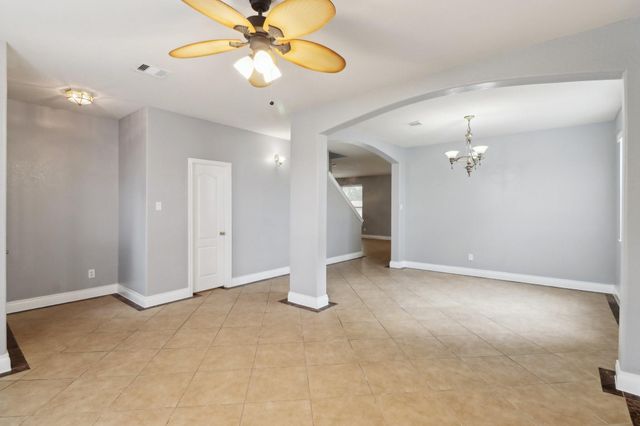10038 Yolandita, Houston, TX 77075