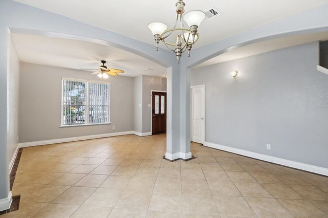 10038 Yolandita, Houston, TX 77075