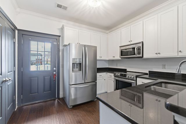 303 Crows Nest Aly, Nolensville, TN 37135