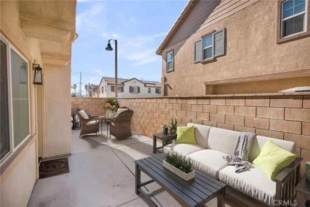 16064 Symphony Lane, Fontana, CA 92336