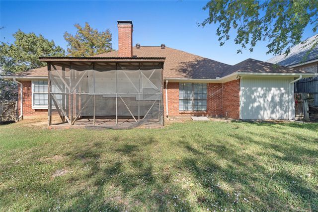 4128 Woodenrail Lane, Irving, TX 75061