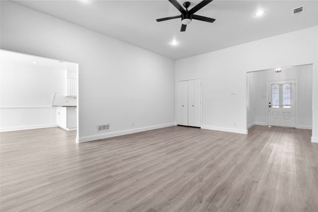 4128 Woodenrail Lane, Irving, TX 75061