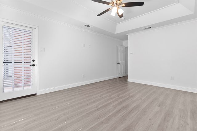4128 Woodenrail Lane, Irving, TX 75061