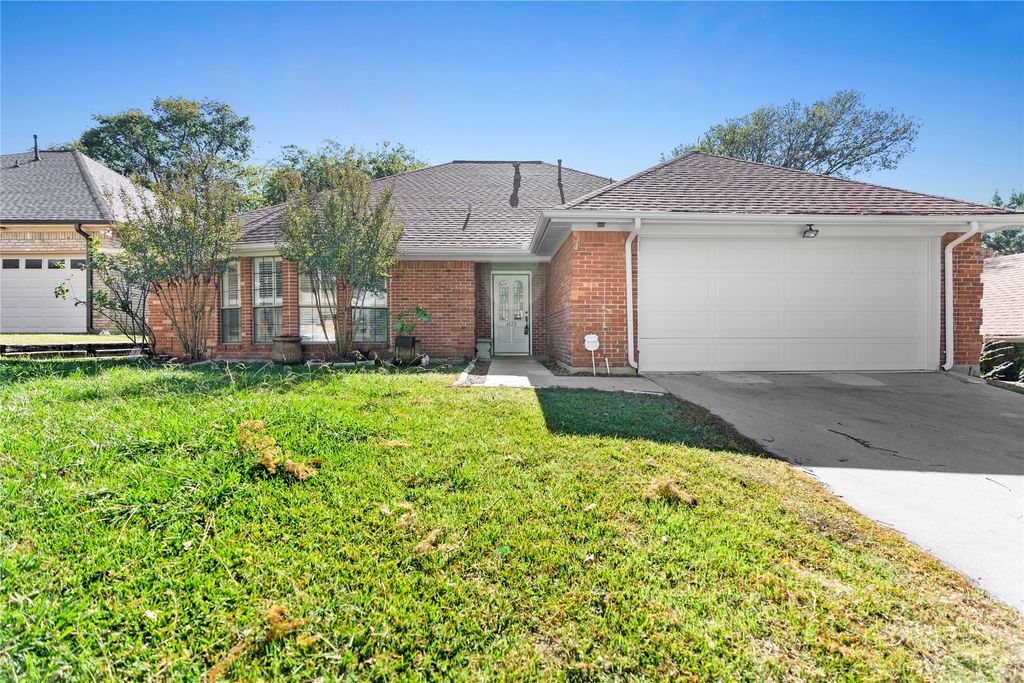 4128 Woodenrail Lane, Irving, TX 75061