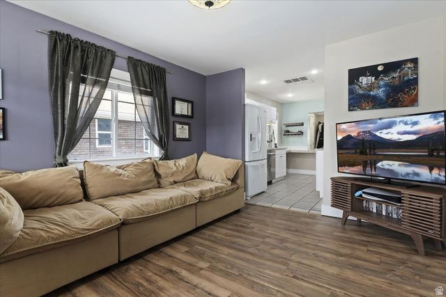 26 W LAYTON AVE, Salt Lake City, UT 84115