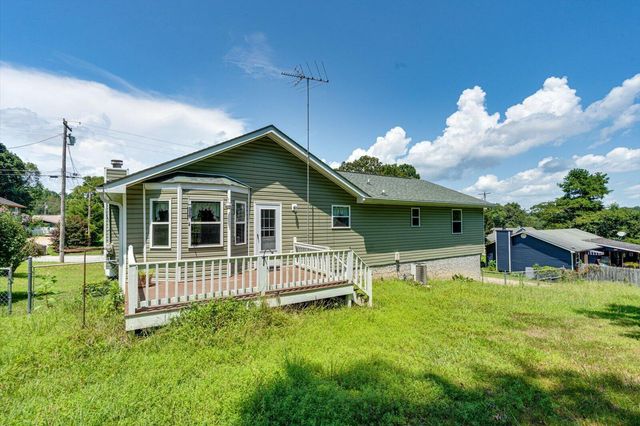 7128 Condra Drive, Harrison, TN 37341