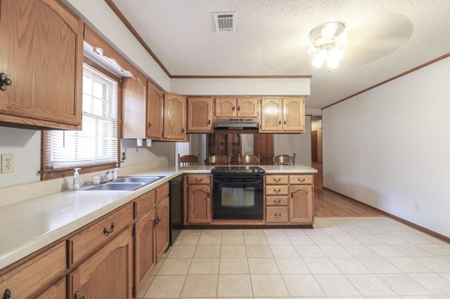 1101 Oriole Drive, Jonesboro, AR 72401