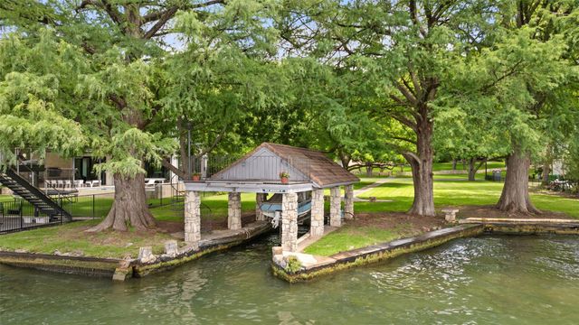 3200 Rivercrest DR, Austin, TX 78746