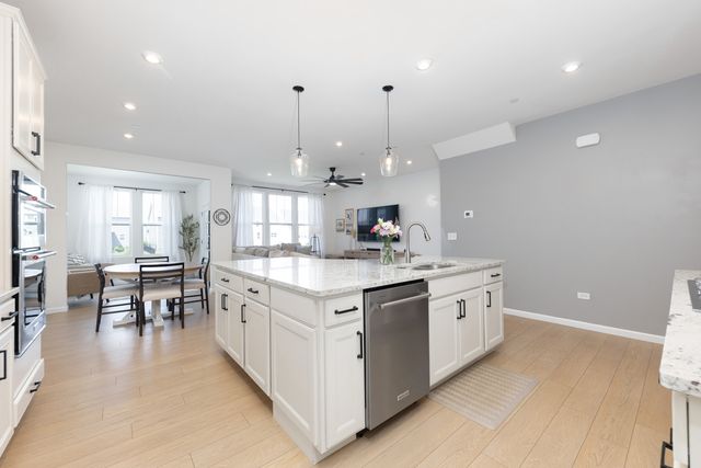 1205 Josiah Road, Naperville, IL 60563
