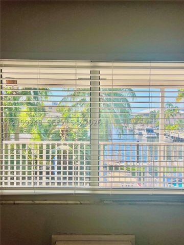 2815 NE 33rd Ave 205, Fort Lauderdale, FL 33308