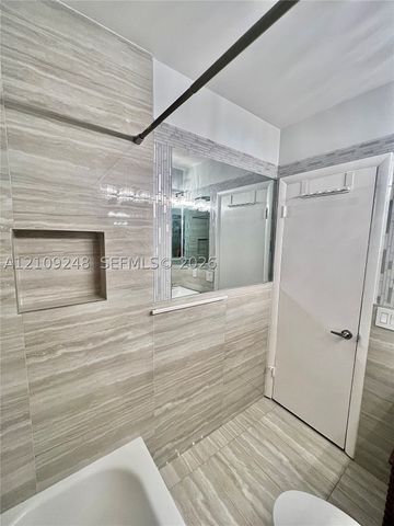 2815 NE 33rd Ave 205, Fort Lauderdale, FL 33308