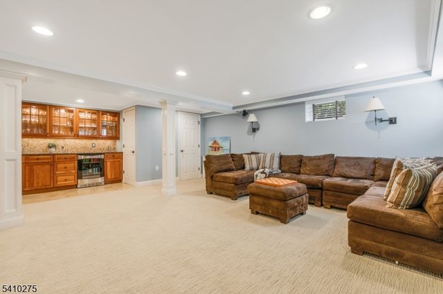 14 Childsworth Ave, Bernardsville Boro, NJ 07924