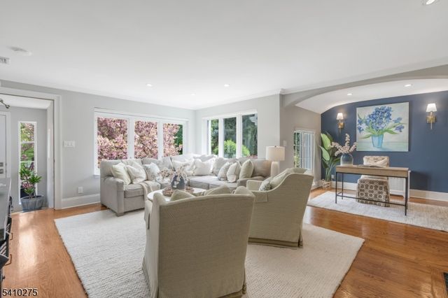 14 Childsworth Ave, Bernardsville Boro, NJ 07924