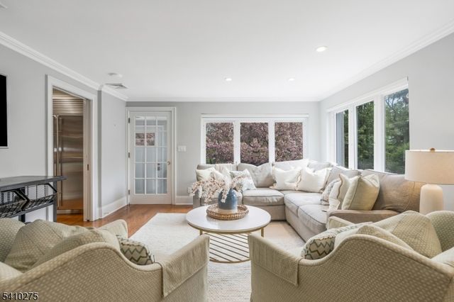 14 Childsworth Ave, Bernardsville Boro, NJ 07924