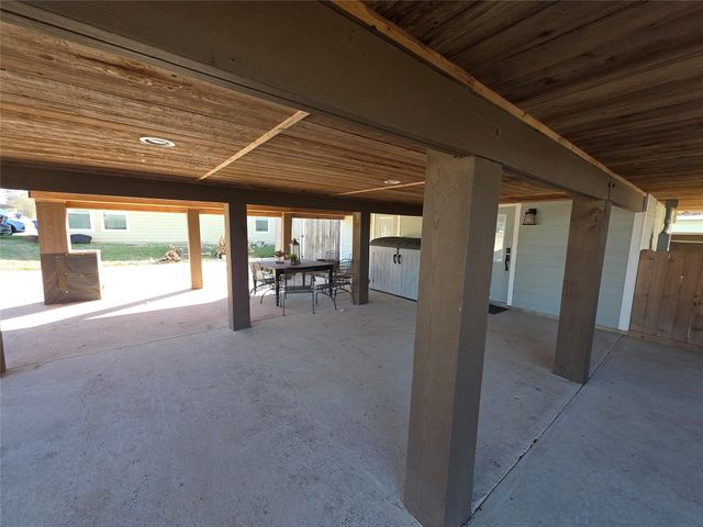 201 Coco Loop, Point Blank, TX 77364