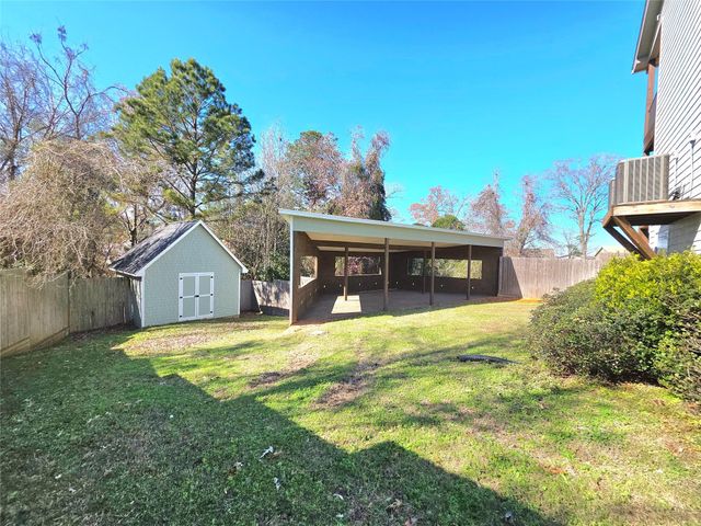 201 Coco Loop, Point Blank, TX 77364