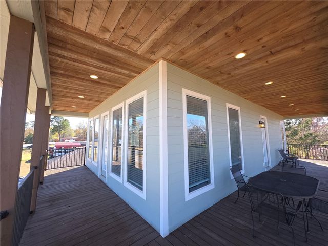 201 Coco Loop, Point Blank, TX 77364