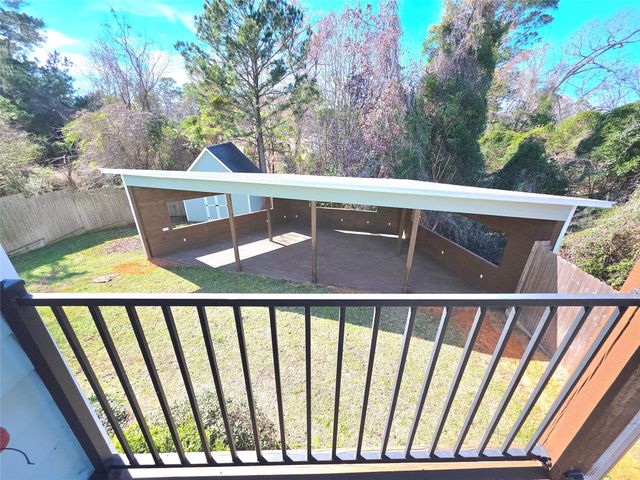 201 Coco Loop, Point Blank, TX 77364