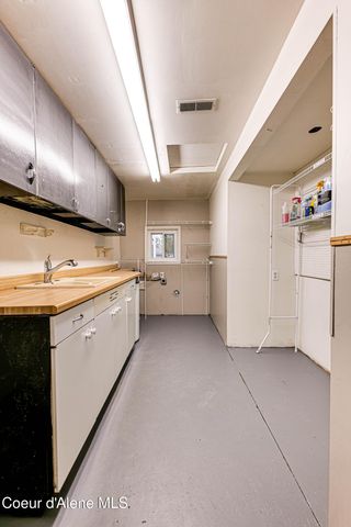 10 Lewiston Ave, Pinehurst, ID 83850