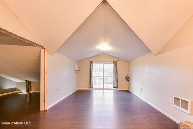 10 Lewiston Ave, Pinehurst, ID 83850