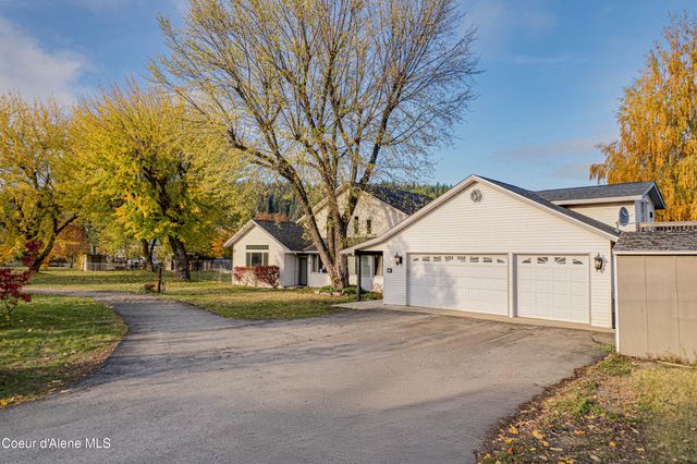 10 Lewiston Ave, Pinehurst, ID 83850