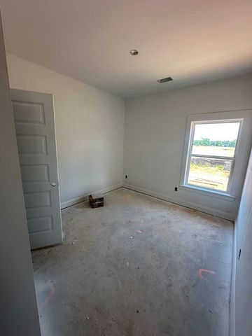 109 Chinaberry Street, Pine Mountain, GA 31826
