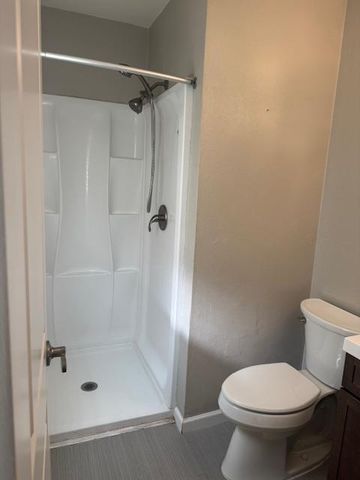 3425 Heather Ln, Ceres, CA 95307