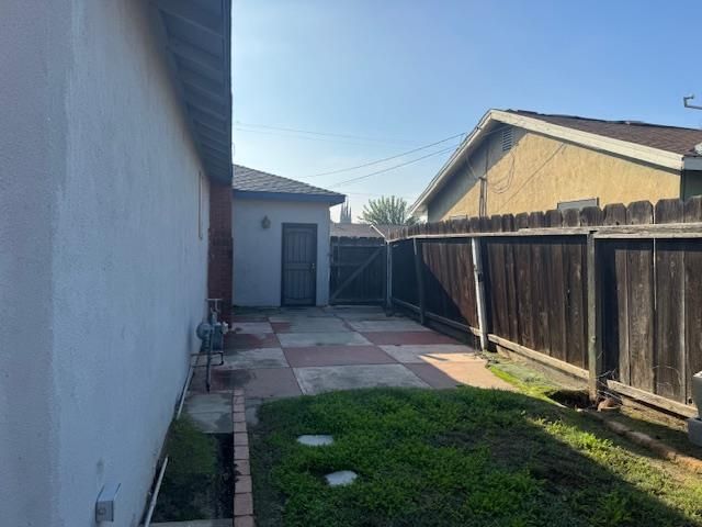 3425 Heather Ln, Ceres, CA 95307