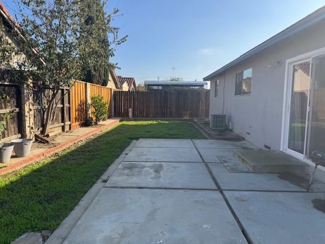 3425 Heather Ln, Ceres, CA 95307