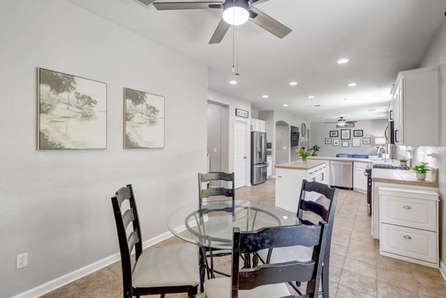 814 Farrington, Lincoln, CA 95648