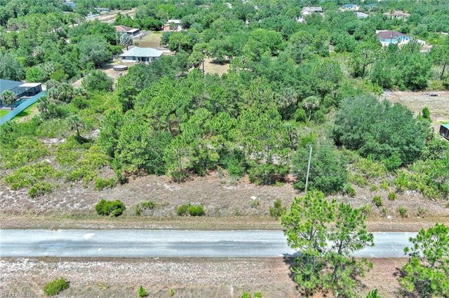 805 Lincoln AVE, Lehigh Acres, FL 33972