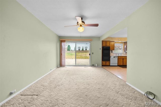 10275 Julius Northway, St Louis, MO 63127