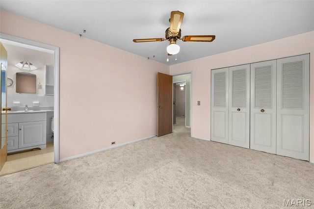 10275 Julius Northway, St Louis, MO 63127