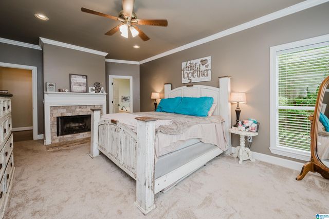 11 CROSSBROOK CIRCLE, Chelsea, AL 35043