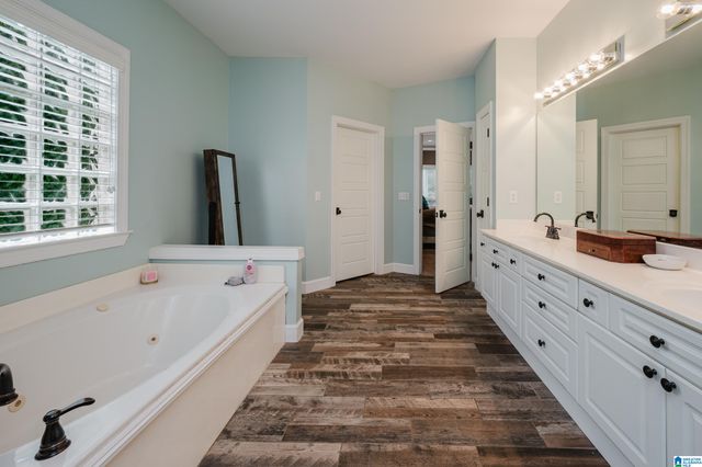 11 CROSSBROOK CIRCLE, Chelsea, AL 35043
