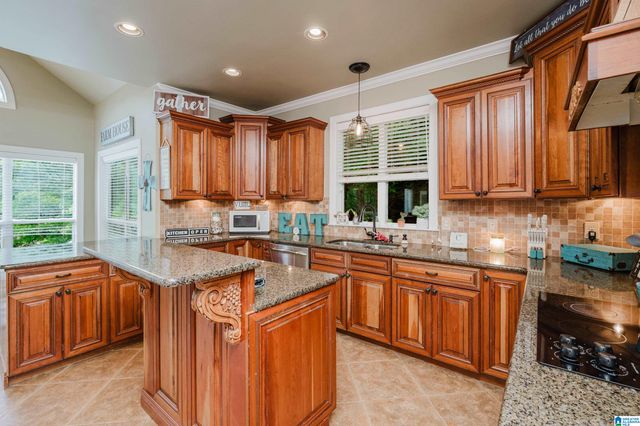 11 CROSSBROOK CIRCLE, Chelsea, AL 35043