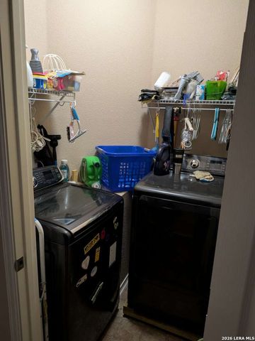 2121 Dragon TRL, New Braunfels, TX 78130