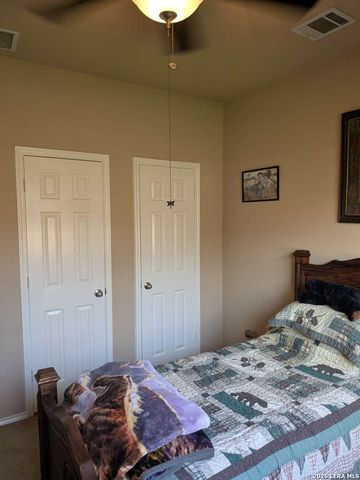 2121 Dragon TRL, New Braunfels, TX 78130
