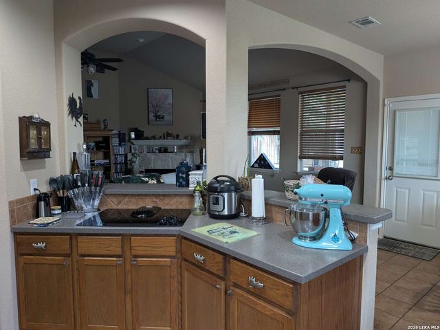 2121 Dragon TRL, New Braunfels, TX 78130