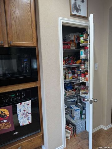 2121 Dragon TRL, New Braunfels, TX 78130