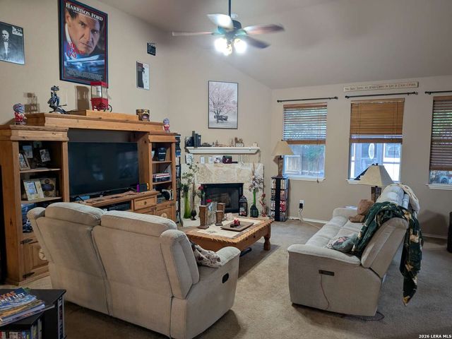 2121 Dragon TRL, New Braunfels, TX 78130