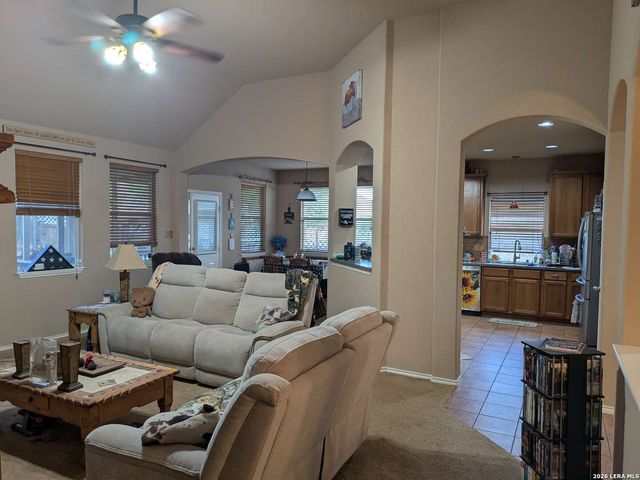 2121 Dragon TRL, New Braunfels, TX 78130