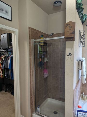 2121 Dragon TRL, New Braunfels, TX 78130