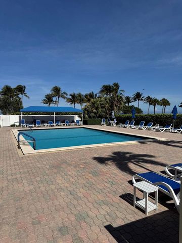 800 SE 20th Avenue 105, Deerfield Beach, FL 33441