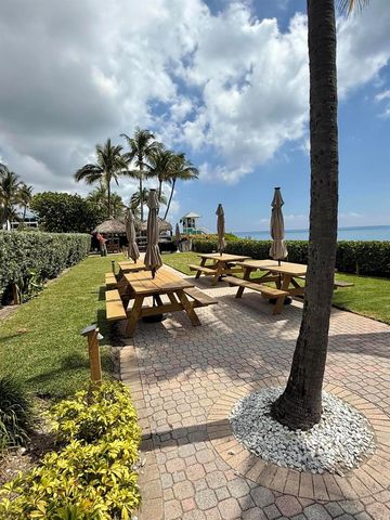 800 SE 20th Avenue 105, Deerfield Beach, FL 33441